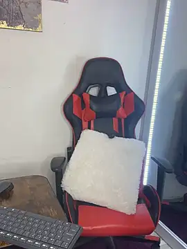  Lissa 01 online show from 4, 11, 2025