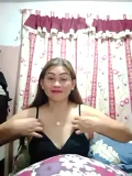 Snapshot of merr_ann123 chatting on 5, 6, 2026 merr ann123 online show from 5, 6, 2026
