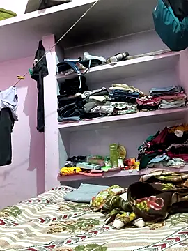 Snapshot of Lovely_Shanayaa chatting on 13, 10, 2025 Lovely Shanayaa online show from 13, 10, 2025