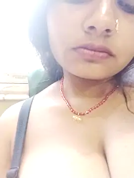 kiara-simmi online show from 17, 1, 2026