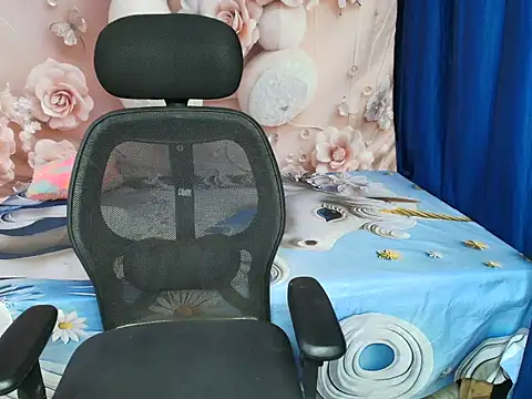 hii tanisha online show from 1, 4, 2026