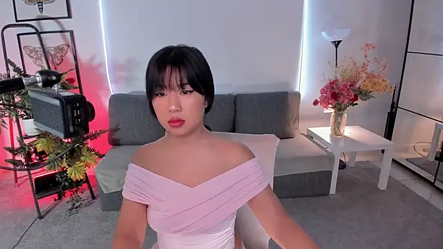 Erika Kim online show from 24, 11, 2025