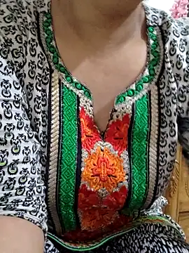 Tanha18 online show from 1, 12, 2025