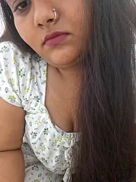 Saffroncutie online show from 15, 10, 2025