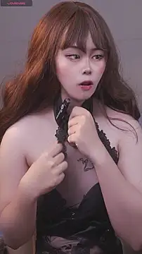 Snapshot of Lili_babii99 chatting on 15, 10, 2025 Lili babii99 online show from 15, 10, 2025