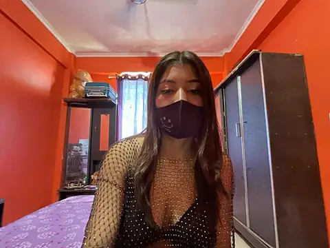 Snapshot of HOT_HONEY10 chatting on 8, 4, 2026 HOT HONEY10 online show from 8, 4, 2026