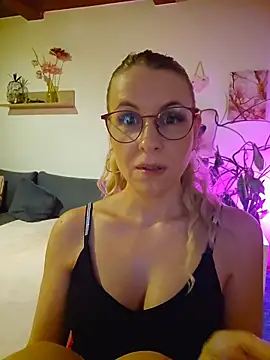 VanessaVoxx online show from 19, 9, 2025