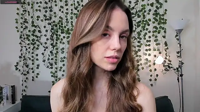 Snapshot of sweet_and_flirt chatting on 29, 10, 2025 sweet and flirt online show from 29, 10, 2025