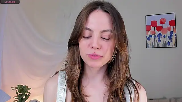 sweet and flirt online show from 11, 4, 2026