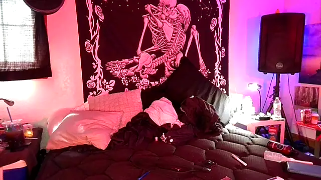 Snapshot of whitehole4bbc252 chatting on 3, 4, 2026 whitehole4bbc252 online show from 3, 4, 2026