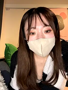 Snapshot of yura_ra_ra chatting on 21, 10, 2025 yura ra ra online show from 21, 10, 2025