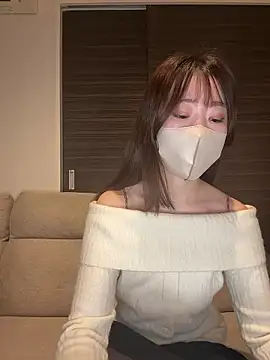 Snapshot of yura_ra_ra chatting on 4, 11, 2025 yura ra ra online show from 4, 11, 2025