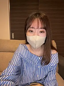 Snapshot of yura_ra_ra chatting on 1, 12, 2025 yura ra ra online show from 1, 12, 2025