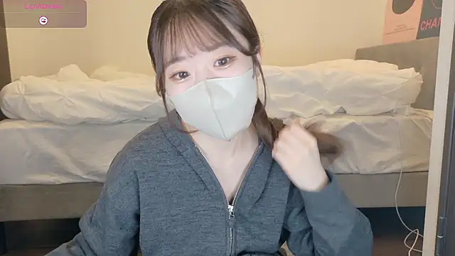 yura ra ra online show from 17, 4, 2026