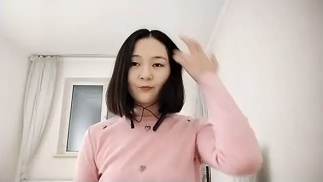 Lyndasilk online show from 13, 10, 2025