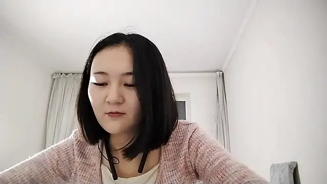 Lyndasilk online show from 15, 10, 2025