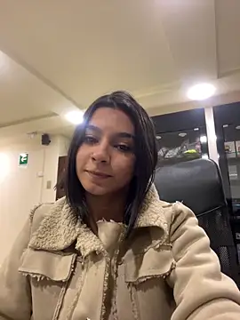 AlyssaRay online show from 10, 2, 2026