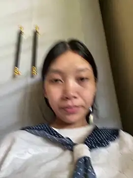 Snapshot of linh-lan1 chatting on 16, 6, 2026 linh-lan1 online show from 16, 6, 2026