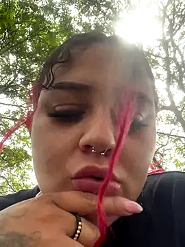 Snapshot of atennea_diiossa chatting on 16, 11, 2025 atennea diiossa online show from 16, 11, 2025