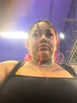 Snapshot of atennea_diiossa chatting on 18, 11, 2025 atennea diiossa online show from 18, 11, 2025