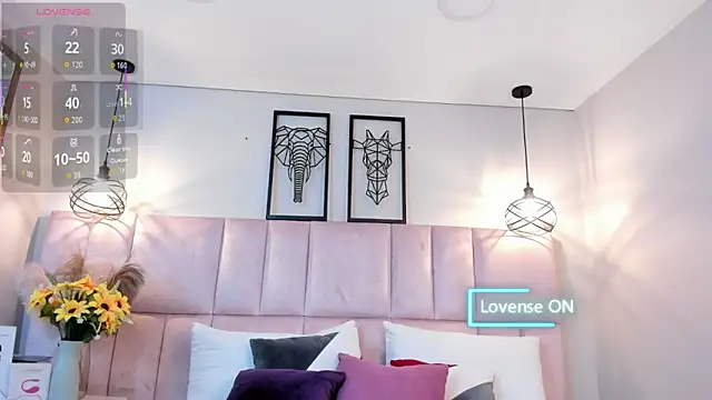 Ari lynn  online show from 13, 11, 2025