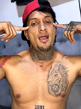 Snapshot of clark__ken chatting on 20, 10, 2025 clark ken online show from 20, 10, 2025