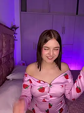 MIACUTEE  online show from 14, 11, 2025