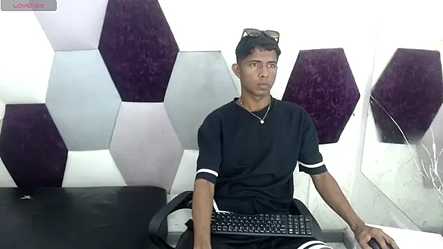 Snapshot of Mick_storm chatting on 6, 2, 2026 Mick storm online show from 6, 2, 2026