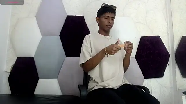 Snapshot of Mick_storm chatting on 14, 2, 2026 Mick storm online show from 14, 2, 2026