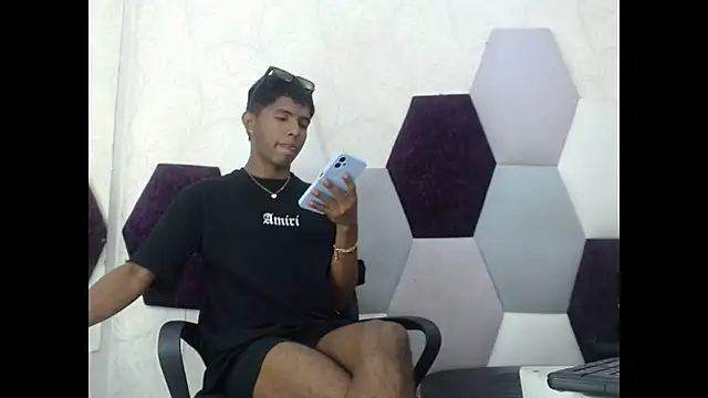 Snapshot of Mick_storm chatting on 17, 2, 2026 Mick storm online show from 17, 2, 2026