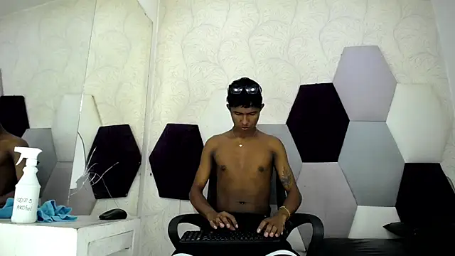 Snapshot of Mick_storm chatting on 26, 2, 2026 Mick storm online show from 26, 2, 2026