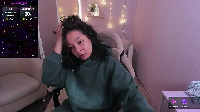 Aisha Goldstein online show from 13, 3, 2026