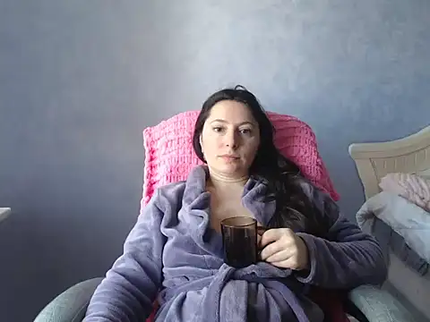 LuckyLisa23 online show from 15, 4, 2026