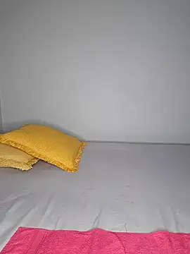 Snapshot of certifiedhottie2025 chatting on 19, 11, 2025 certifiedhottie2025 online show from 19, 11, 2025