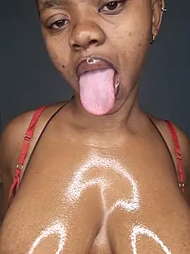 Snapshot of certifiedhottie2025 chatting on 4, 12, 2025 certifiedhottie2025 online show from 4, 12, 2025