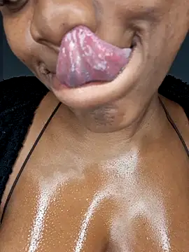 certifiedhottie2025 online show from 24, 2, 2026