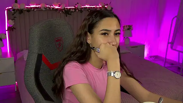 RebeckaThornton online show from 17, 11, 2025