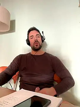 ReDiBastoni90 online show from 28, 10, 2025