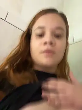 ruivinhadancer online show from 3, 12, 2025