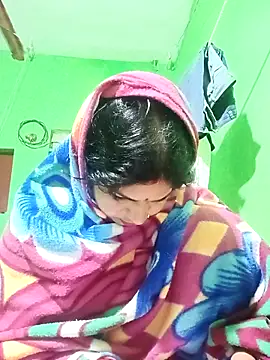 Snapshot of Karishma_cute chatting on 7, 11, 2025 Karishma cute online show from 7, 11, 2025