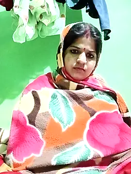 Snapshot of Karishma_cute chatting on 11, 11, 2025 Karishma cute online show from 11, 11, 2025