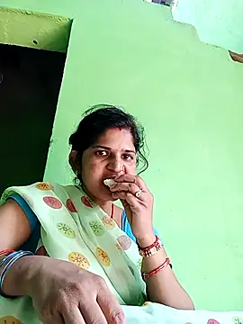 Snapshot of Karishma_cute chatting on 22, 11, 2025 Karishma cute online show from 22, 11, 2025