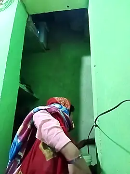 Snapshot of Karishma_cute chatting on 27, 11, 2025 Karishma cute online show from 27, 11, 2025