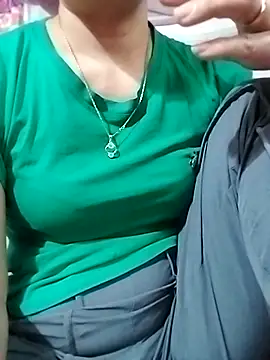 YiyinLy online show from 28, 11, 2025