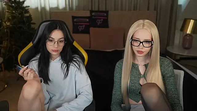 Jessica start online show from 8, 1, 2026