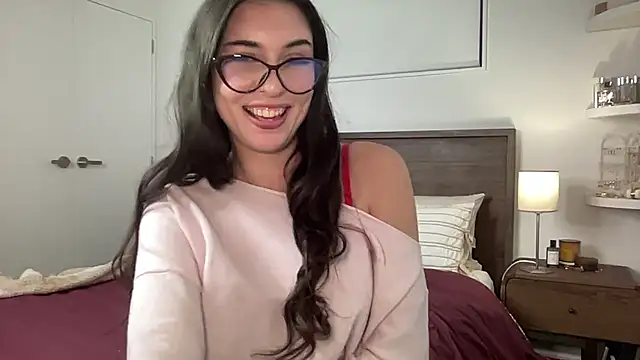 Snapshot of mollyy2006 chatting on 16, 6, 2026 mollyy2006 online show from 16, 6, 2026