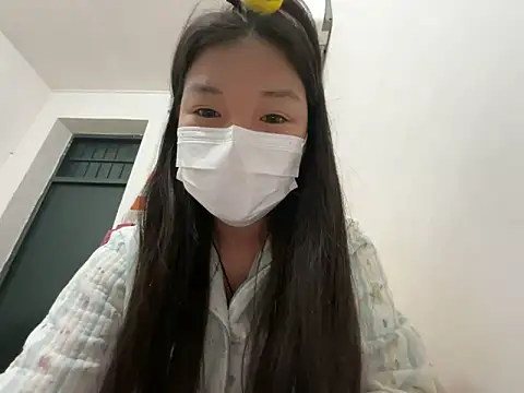 Snapshot of lris000123 chatting on 2, 12, 2025 lris000123 online show from 2, 12, 2025