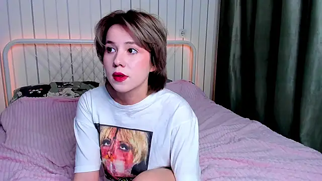 Snapshot of AlisiaEthen chatting on 23, 10, 2025 AlisiaEthen online show from 23, 10, 2025