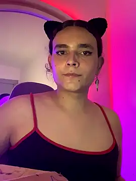 La-Gatiita-trans online show from 11, 11, 2025