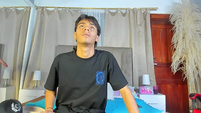 Kendra and liam online show from 16, 10, 2025